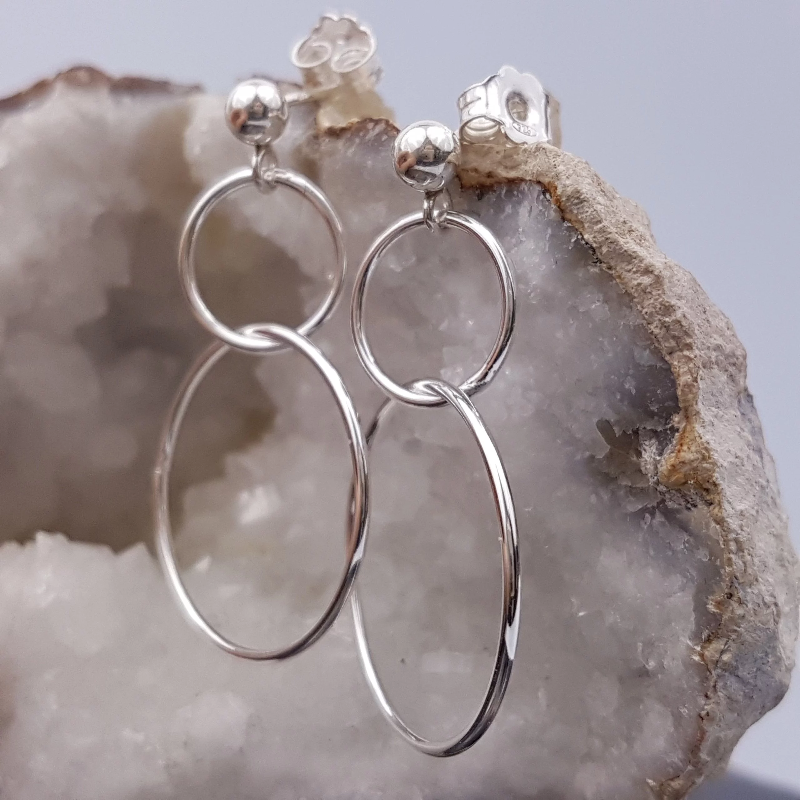 Boucles d'oreilles pendantes argent 925/000 anneaux cercles entrelacés