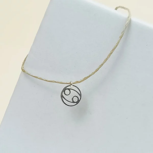 Collier zodiaque Cancer – pendentif signe astrologique sur cordon